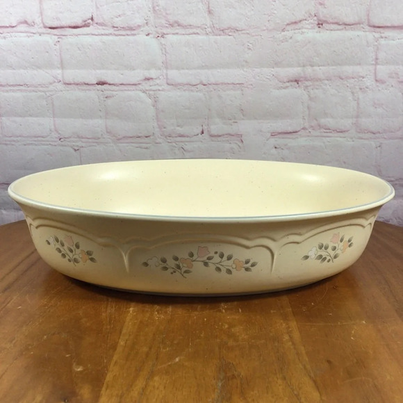 Vintage Pfaltzgraff Remembrance 10” 1 Qt. Oval Baking Dish - Picture 1 of 7